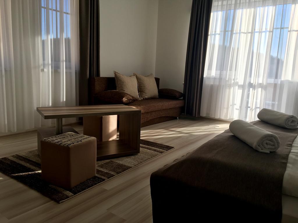 F&M Apartman Egerszalók Zewnętrze zdjęcie